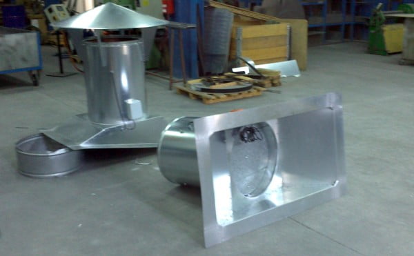 Extractores de cubierta modelo 500 con registro de cierre motorizado