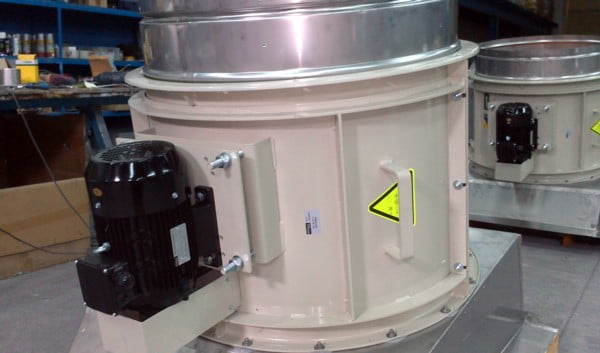 Detalle de la apertura del motor.