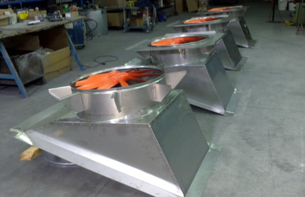 Montaje de extractores en mitras de acero inoxidable