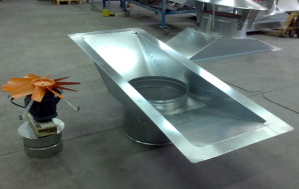 Base para extractor de cubierta con aro para conexión tubo