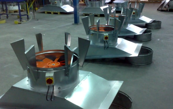 Fase de montaje de los tapa aguas