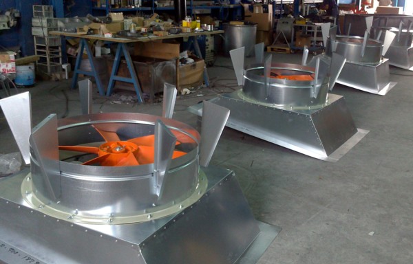 Para ventilar naves industriales