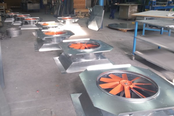 <!--:es-->Ventilación Nave Pontevedra<!--:-->
