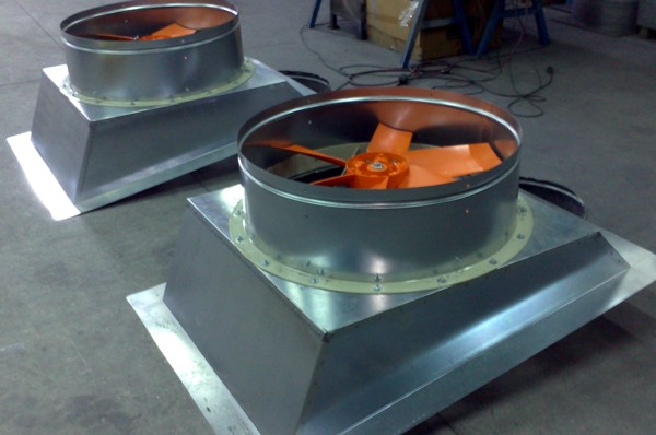 <!--:es-->Extractores de Aire para Naves<!--:-->