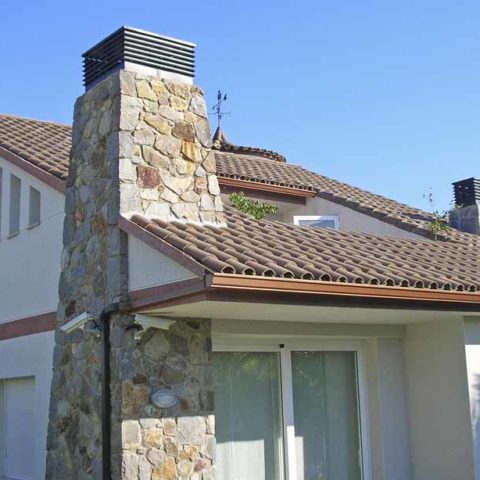 Instalaciones de remates de chimenea realizadas por ATOSDIN SL