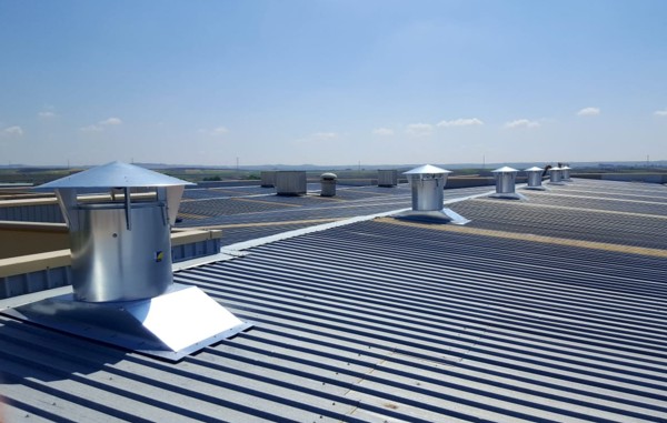 Ventilación dinámica para mejorar ambiente en naves