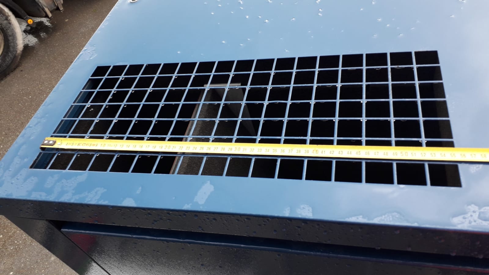 Remate-sobre-maquina-soplante-2